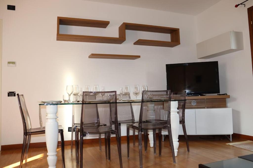 Appartement Dans Un Terrain De Golf, 5 Min De La Mer En Voiture, Parking Gratuit Cogoleto Εξωτερικό φωτογραφία